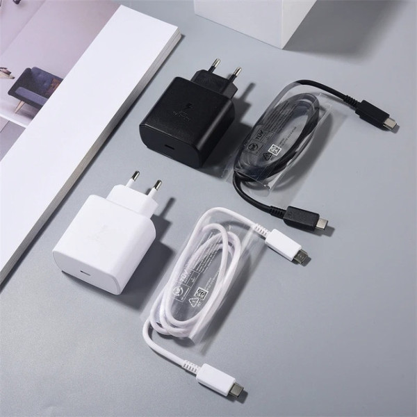 Сетевой адаптер 45W с кабелем Type-C/Type-C для быстрой зарядки Блок питания для телефона PD Adapter 45W