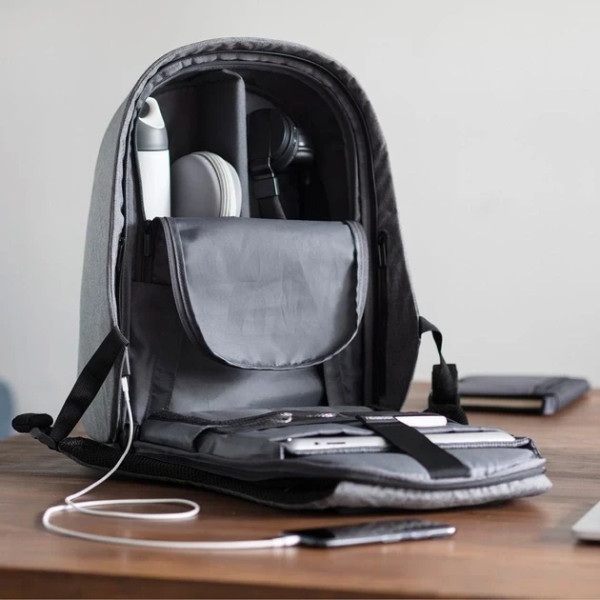 Городской рюкзак антивор Bobby Bag 9008 + USB порт и выход для наушников черно-серый