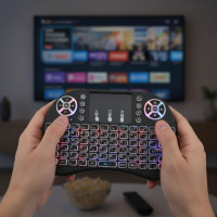 Беспроводная мини клавиатура, русская с тачпадом и подсветкой UKC i8 2.4G для TV, клавиатура пульт