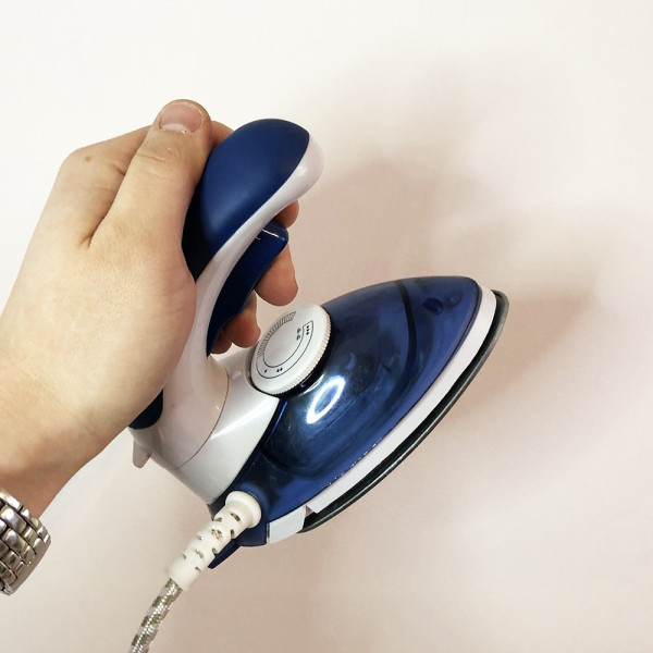 Ручной компактный отпариватель с щеткой Steam Iron HT-558B для путешествий