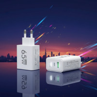 Быстрое зарядное устройство TRG-185 GaN 65W с портами USB Type-C и A белое