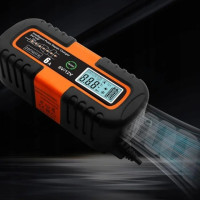 Автоматическая зарядка Charger 6V/12V для аккумуляторов автомобиля с LCD экраном и функцией восстановления